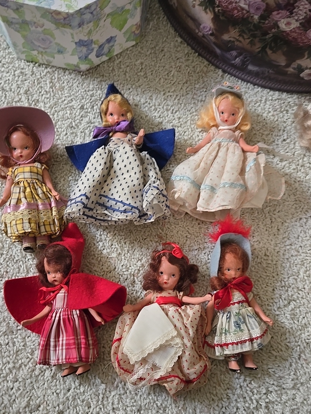 6 VINTAGE Nancy Ann Storybook Bisquet Collectable Dolls